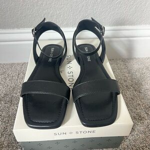 Sun + Stone Women's Black Sandals